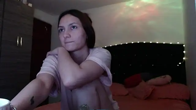 Chatroom XXX en direct de holy_juli