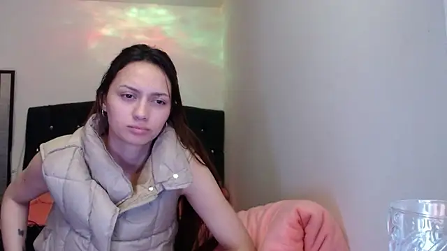 holy_juli Cameră chat live