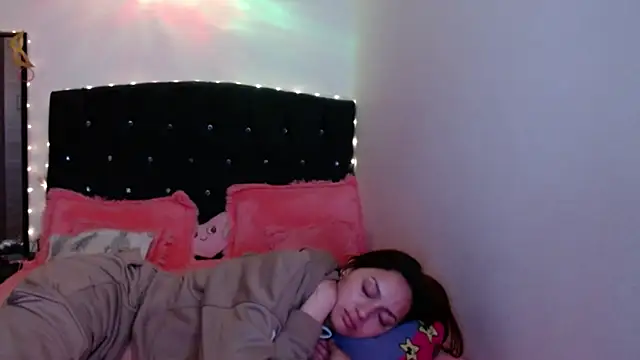 Chat XXX ao vivo de holy_juli
