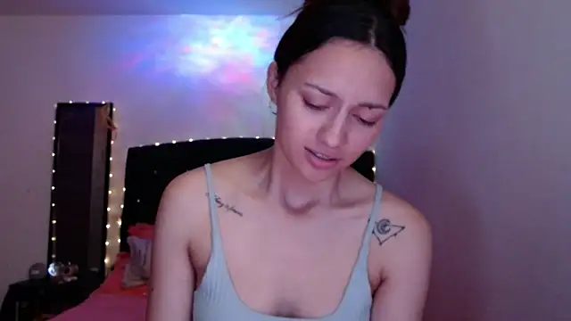 Chat XXX Live holy_juli