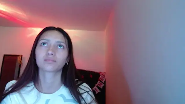 XXX chat uživo modela holy_juli