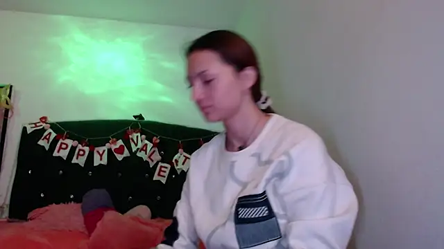 holy_juli's Live XXX Chat
