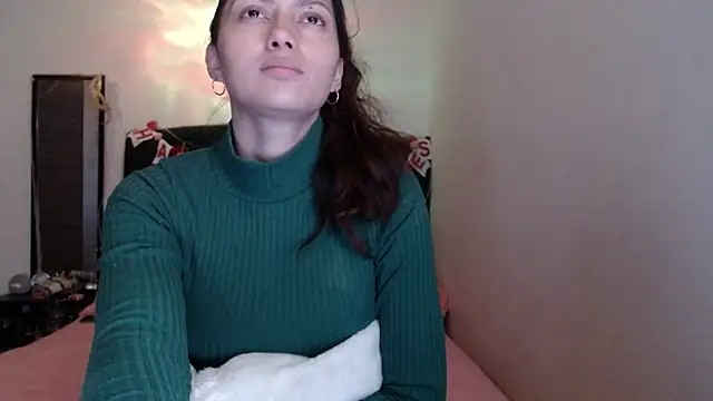 holy_juli: онлайн-секс-чат