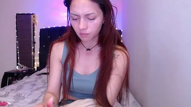 holy_juli's Webcam Show