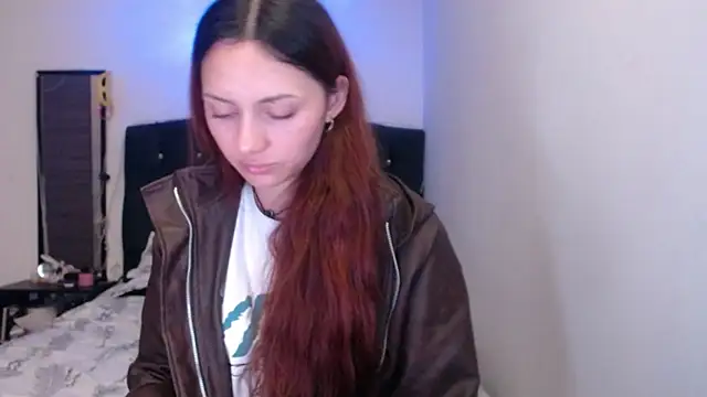 Вебкам-шоу holy_juli