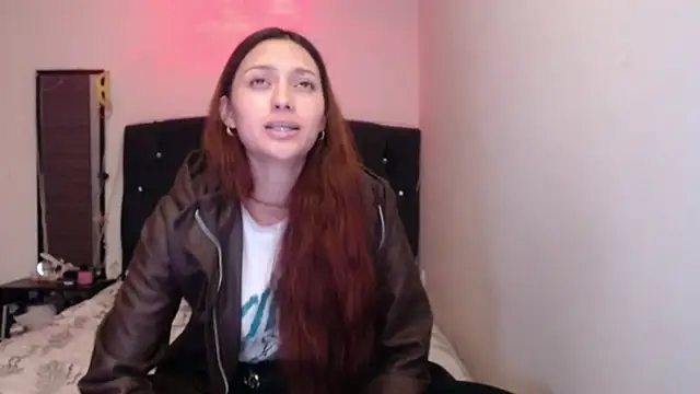holy_juli Webcam-Show