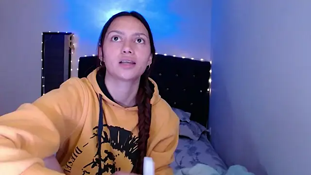 holy_juli Webcam show