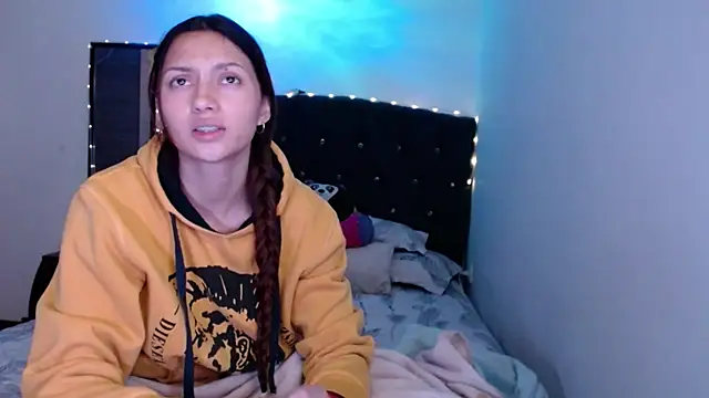 holy_juli Show Webcam