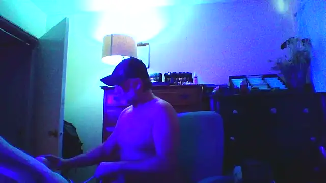Show modela LINYguy na web-kameri