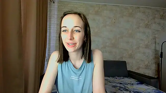 Anika_bloom Adlı Modelin Canlı XXX Sohbeti