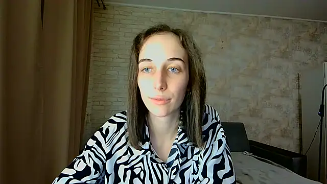 Anika_bloom: онлайн-секс-чат