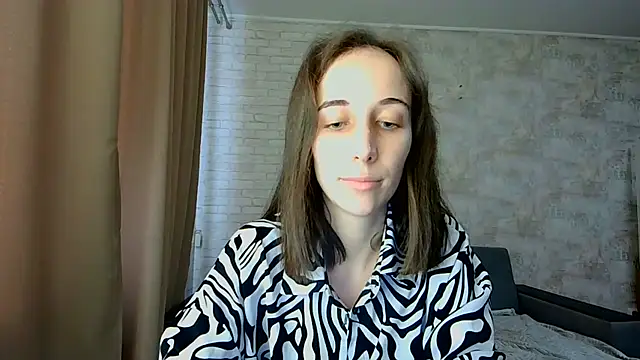 Anika_bloom: онлайн-секс-чат
