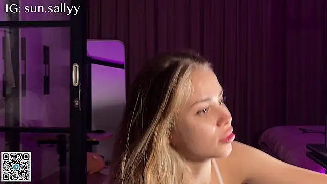 XXX chat uživo modela sunsally
