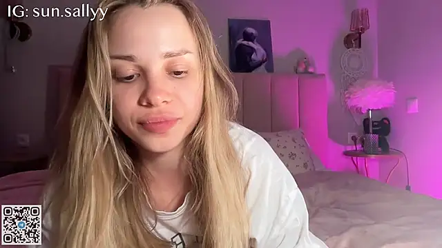 sunsally's Live XXX Chat