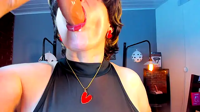 Samantha_mature56 网络视讯表演
