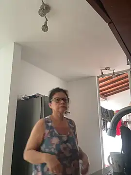 Show modela Sharongirl07 na web-kameri