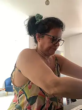 Sharongirl07's Webcam Show
