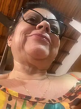 Sharongirl07 现场XXX聊天