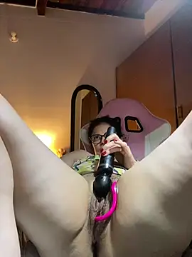 Sharongirl07 Adlı Modelin Web Kamerası Şovu