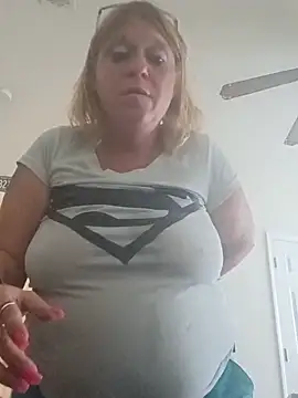 Živý XXX chat Playmate86