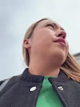 VIOLETA-25_'s Webcam Show