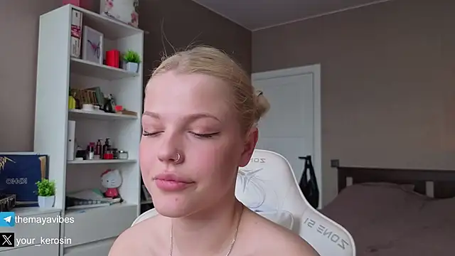 Maya_Rave Chat XXX live