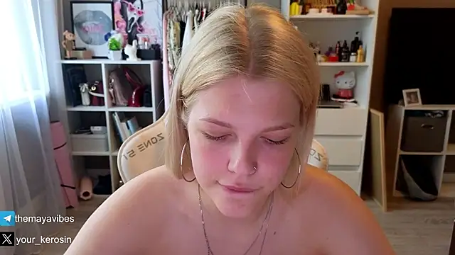 Maya_Rave লাইভ XXX চ্যাট