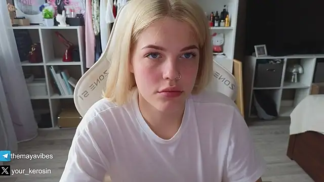 Sala de chat ao vivo de Maya_Rave