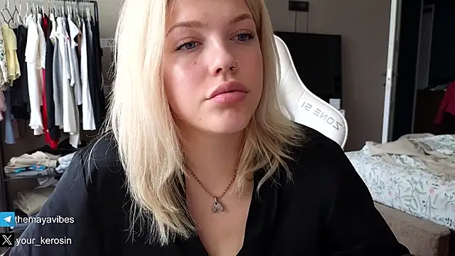 Živý XXX chat Maya_Rave