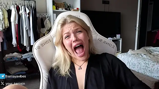 Онлайн чат XXX Maya_Rave