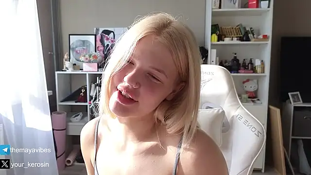 Maya_Raven Live XXX chat