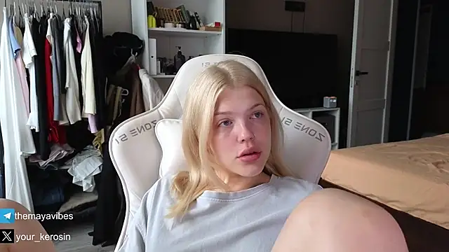 Chat +18 de Maya_Rave ao vivo