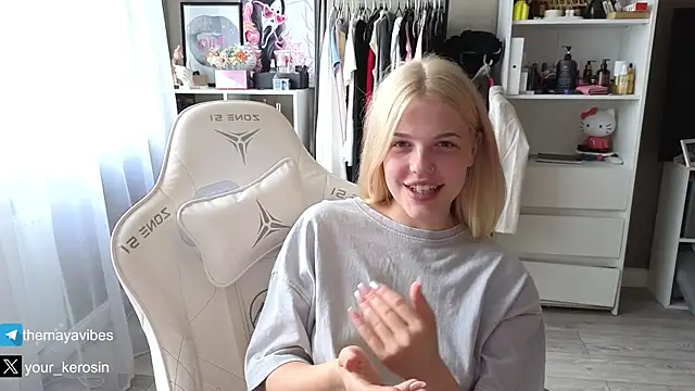 Maya_Rave Chat XXX live