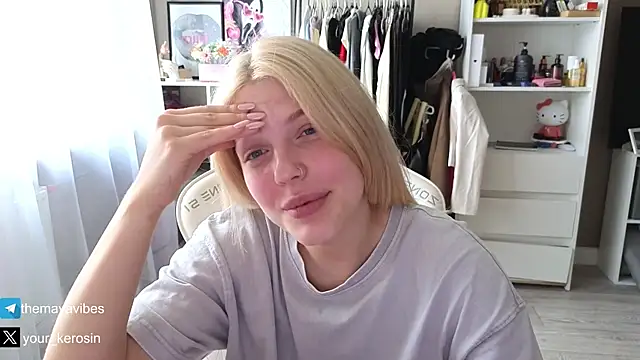 צ'אט XXX בשידור חי של Maya_Rave