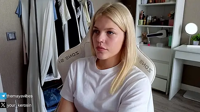 Maya_Rave Chat XXX live