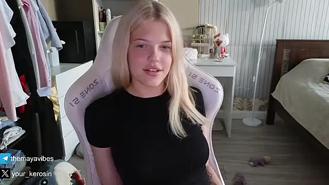 Živý XXX chat Maya_Rave