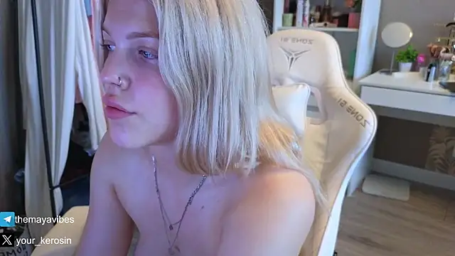 Maya_Rave's Live XXX Chat