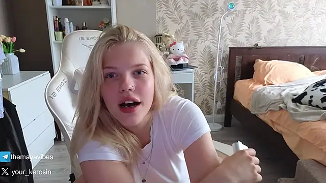 Chat XXX en directo de Maya_Rave