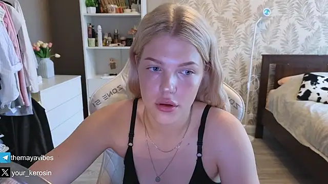 Maya_Rave ওয়েবক্যাম শো