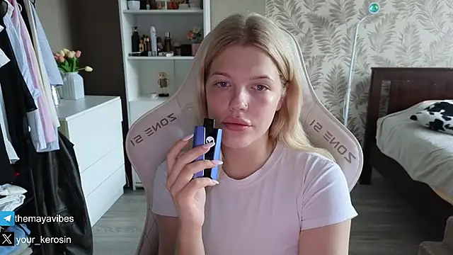 Maya_Rave – webcam-show