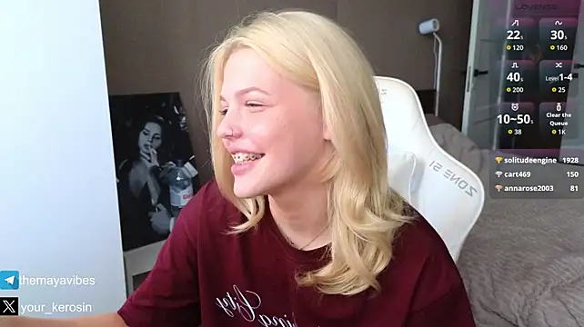 Czat XXX na żywo – Maya_NextDoor