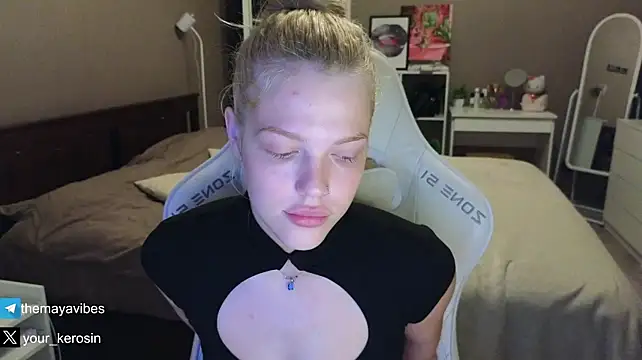 عرض كام Maya_NextDoor