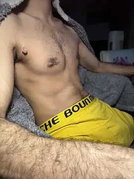 Show modela fitbro191 na web-kameri