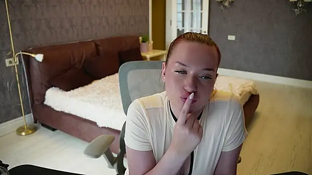 LisaElfy's Webcam Show