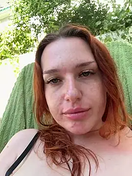 LisaElfy – Naživo chatovacia miestnosť