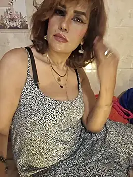 Isabella_Martin Show in webcam