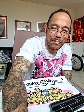 Mr_Graffitimile 网络视讯表演