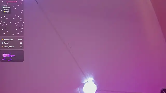 elodie_walker's Live Chat Room