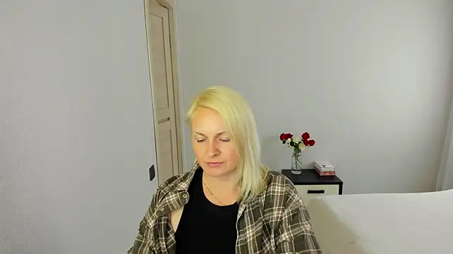 Alicee_Gracee: онлайн-секс-чат
