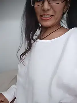 LucyCherry69 웹캠 쇼